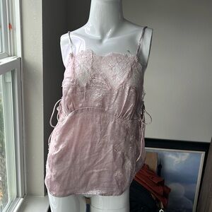 INTIMATELY FREE PEOPLE IN THE CLOUDS CAMISOLE SHIRT TOP SIZE S NWOT